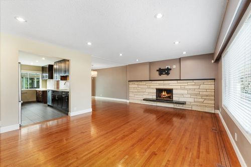 7229 Vivian Dr, Vancouver, BC, V5S2V3 | Card Image