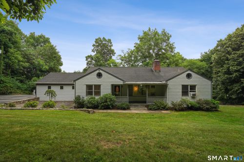 40 Comstock Hill Ave, Norwalk, CT, 06850-1002 | Card Image
