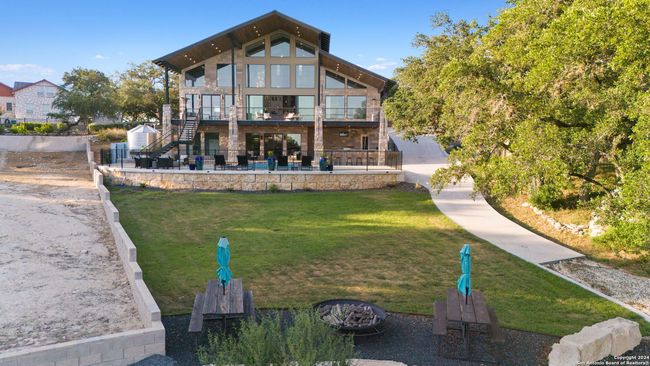757 County Road 262, House other with 5 bedrooms, 4 bathrooms and null parking in Mico TX | Image 50