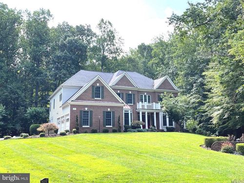 8197 Cottage Rose Ct, FAIRFAX STATION, VA, 22039-2515 | Card Image