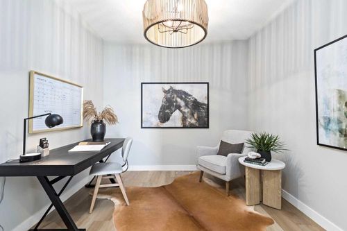 15 Creekstone Green Sw, Calgary, AB, T2X6H6 | Card Image