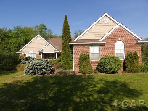 4324 Mckenna Dr, Adrian, MI, 49221-9019 | Card Image