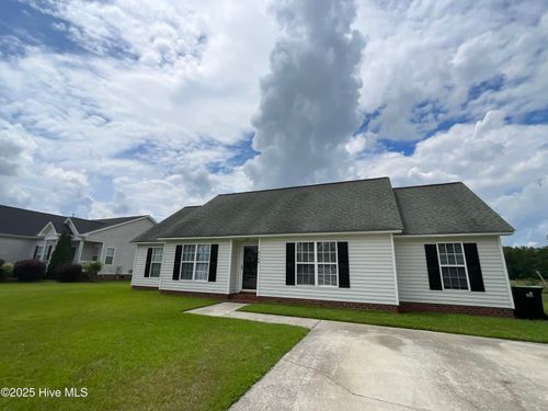 2148 Braselton Dr, Winterville, NC, 28590-8671 | Card Image