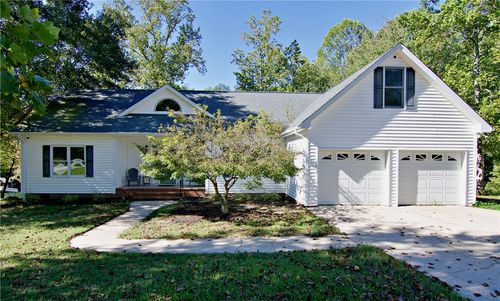206 Petty Rd, Seneca, SC, 29672-0651 | Card Image
