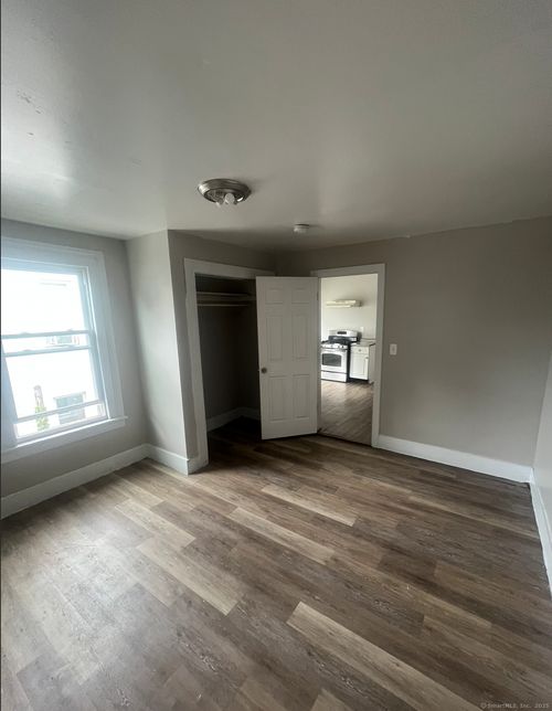 2nd-235 Park St, Bridgeport, CT, 06608-1639 | Card Image