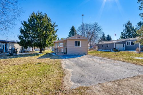 50 5 Rd N, Moorefield, ON, N0G2K0 | Card Image