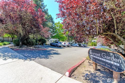 c107-949 Aberdeen Ave Ne, Renton, WA, 98056-4805 | Card Image