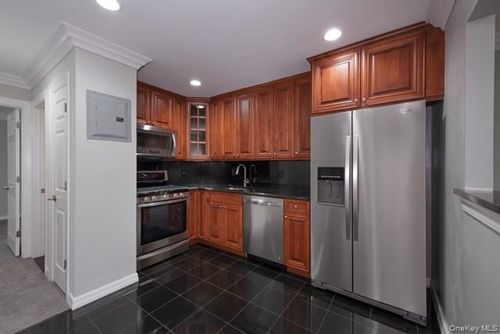 506b-5 Exeter Place, Brookhaven, NY, 11727 | Card Image