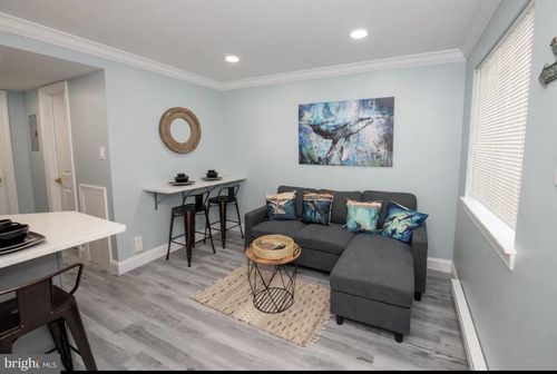 402-225 E Wildwood Ave, Wildwood, NJ, 08260-4837 | Card Image