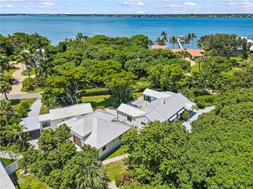 200 Se Pelican Dr, Stuart, FL, 34996-1219 | Card Image