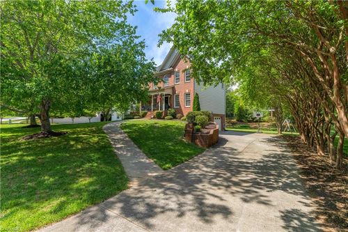435 Ashbry Run Drive, Winston Salem, NC, 27106 | Card Image