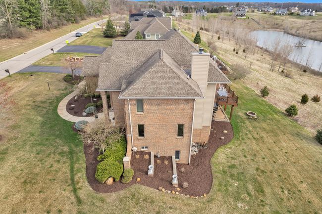 Side yard | Image 6