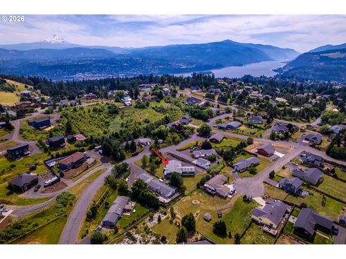 541 Cochran Ln, WhiteSalmon, WA, 98672 | Card Image