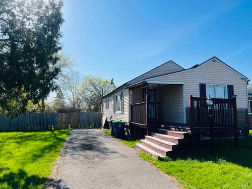 639 S 28th St, Saginaw, MI, 48601-6547 | Card Image