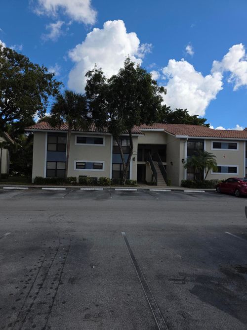 h-1542 Lake Crystal Dr, West Palm Beach, FL, 33411-4119 | Card Image