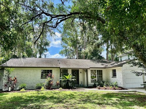 17017 Paula Ln, LUTZ, FL, 33558-4818 | Card Image