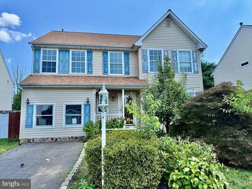 1068 Freedom Ct, QUAKERTOWN, PA, 18951-2791 | Card Image
