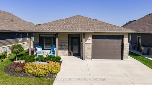 3-24 Upper Thames Lane, Mitchell, ON, N0K1N0 | Card Image