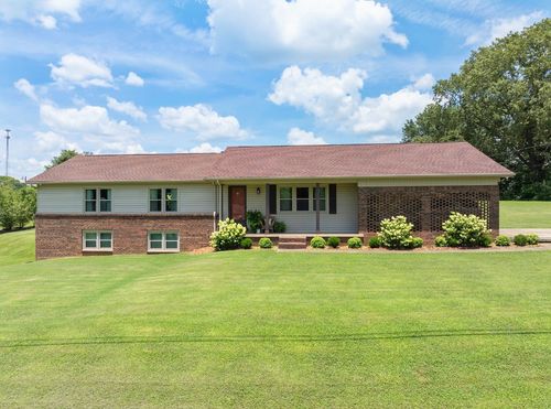 533 Taylor St, Bruceton, TN, 38317-3005 | Card Image