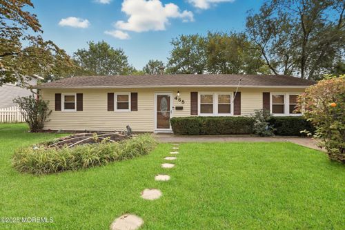 468 Brook Forest Dr, Toms River, NJ, 08757-5545 | Card Image