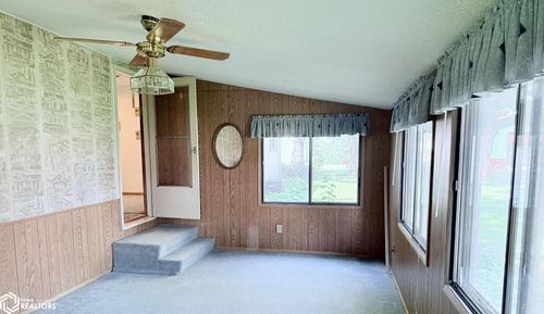 308 3rd Ave Sw, Dayton, IA, 50530-7655 | Card Image