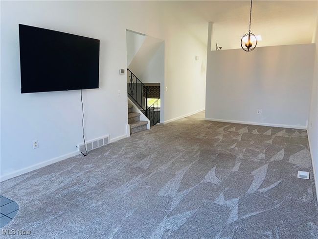 56 - 8870 Holly Ln, Condo with 3 bedrooms, 2 bathrooms and null parking in Olmsted Falls OH | Image 6