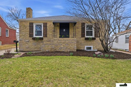 1501 Smith St, Lincoln, NE, 68502-3757 | Card Image