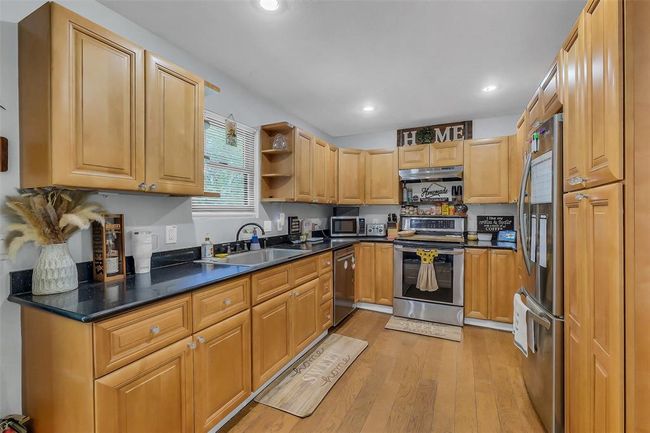 603 Hackamore Rd, House other with 3 bedrooms, 2 bathrooms and null parking in Wallis TX | Image 8