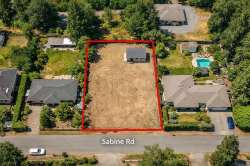 1046 Sabine Rd, Parksville, BC, V9P1S9 | Card Image