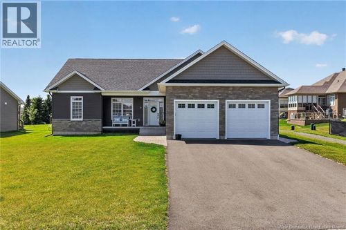 9 Congressional Cres, Moncton, NB, E1H3L2 | Card Image