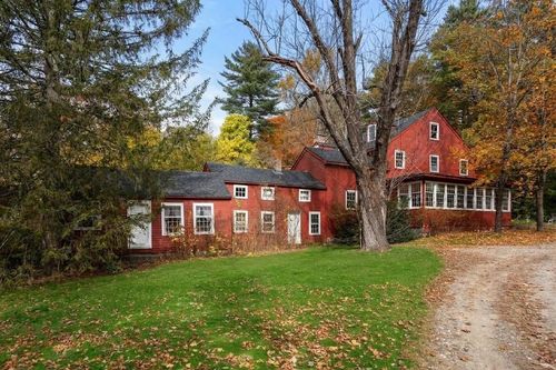 102 Concord Road, Sudbury, MA, 01776 | Card Image