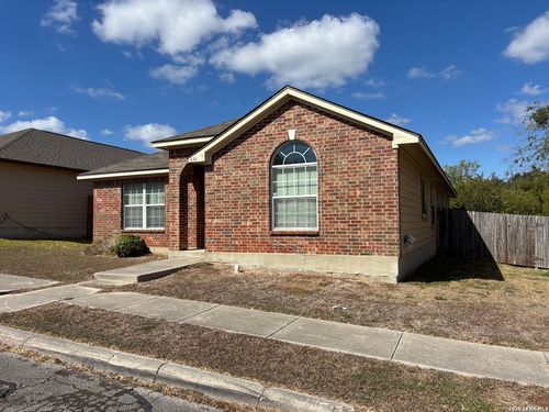 644 Meadow Arbor Ln, Universal City, TX, 78148-3730 | Card Image