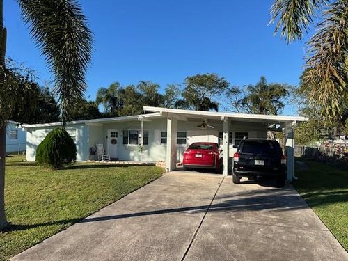 201 W Pierce Avenue, Orlando, FL, 32809 | Card Image