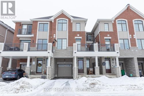 32 Elmer Moss Ave, Caledon, ON, L7C4P2 | Card Image