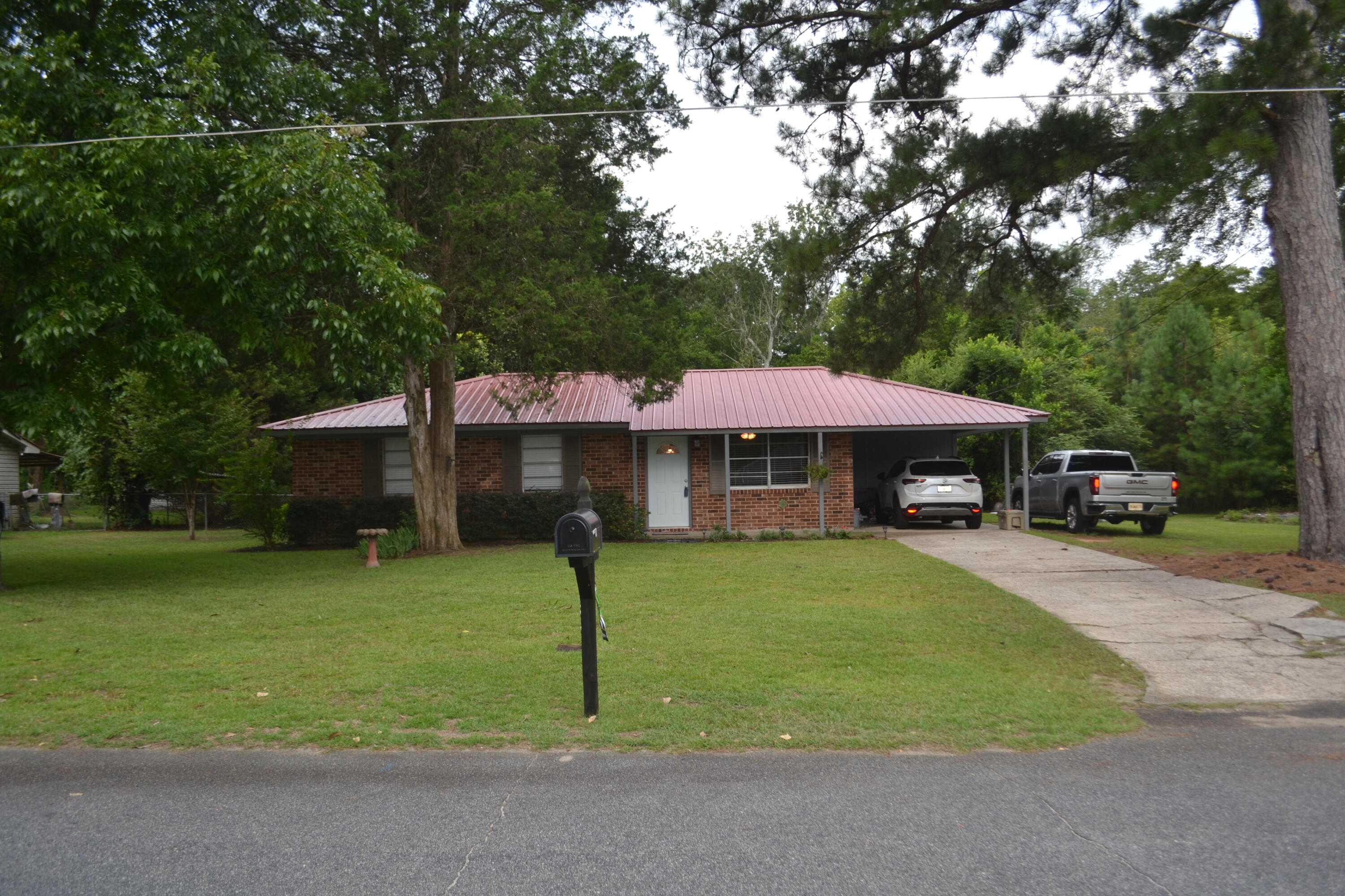 Traylor St, Hephzibah, GA 30815