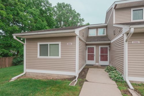 10-2154 Stone School Cir, Ann Arbor, MI, 48108-2353 | Card Image