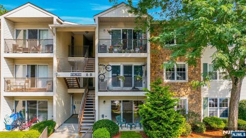 178 Robertson Way, Lincoln Park, NJ, 07035-1851 | Card Image
