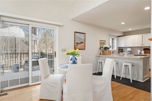 28 Willowbrook Dr, Townhouse with 2 bedrooms, 3 bathrooms and null parking in Owasco NY | Image 6