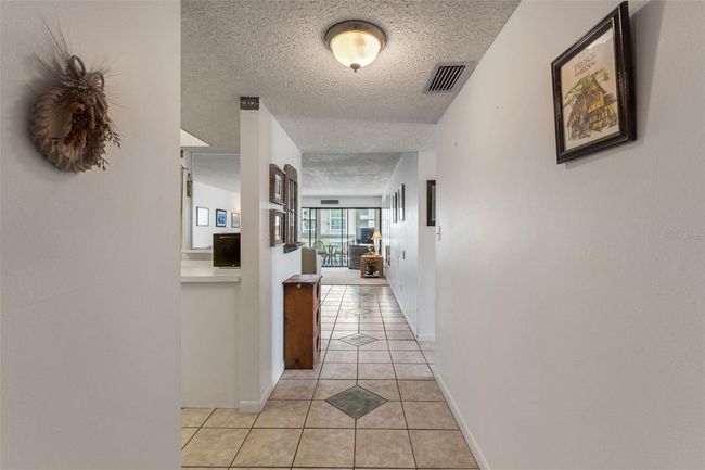 APT-403 - 851 Bayway Blvd, Condo with 2 bedrooms, 2 bathrooms and null parking in CLEARWATER BEACH FL | Image 55