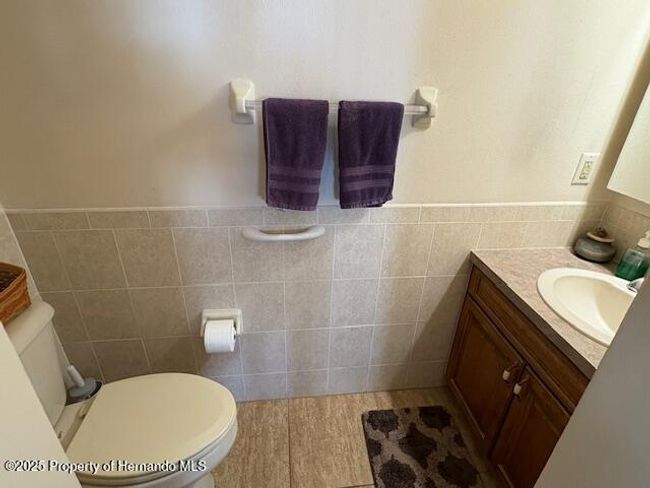 Suite 1/2 bath | Image 35