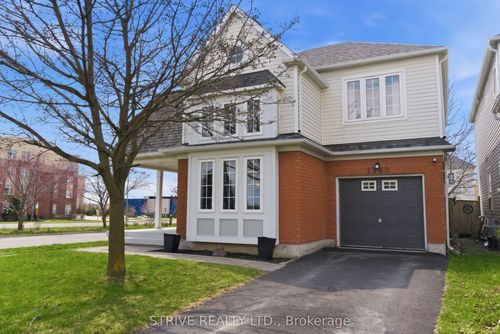 1360 Dumont St, Oshawa, ON, L1K2V3 | Card Image