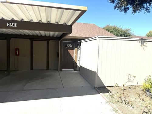 2501 Hampton Ln, Antioch, CA, 94509-4145 | Card Image