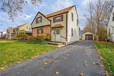 623 81st Street, House other with 3 bedrooms, 1 bathrooms and null parking in Niagara Falls NY | Image 3