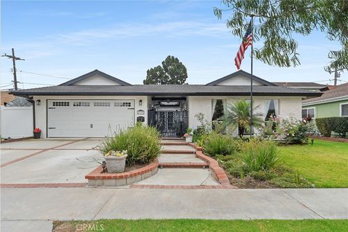4722 Scenario Dr, Huntington Beach, CA, 92649-6203 | Card Image