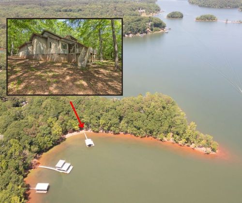 304 Paradise Cir, Townville, SC, 29689-3430 | Card Image