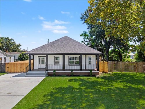 7 Old Hickory St, Chalmette, LA, 70043-4622 | Card Image