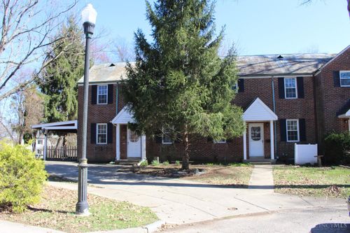 6 Belknap Pl, Cincinnati, OH, 45218-1338 | Card Image