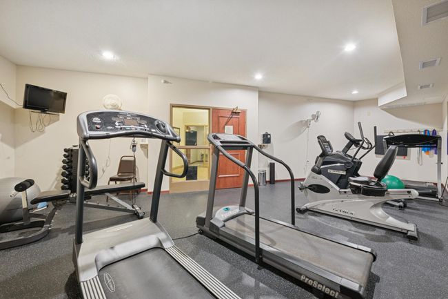 Shared Workout room | Image 29