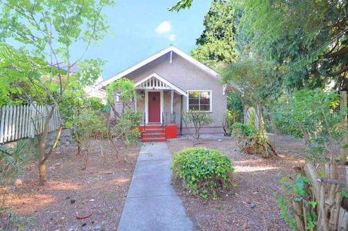 5808 Portland St, Burnaby, BC, V5J2R8 | Card Image