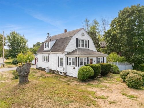 80 Main St, Lakeville, MA, 02347-1610 | Card Image